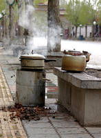 Cooking in the Street, Shigatse